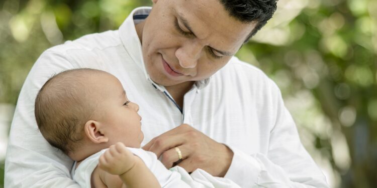 Licença-Paternidade: Saiba se você tem direito