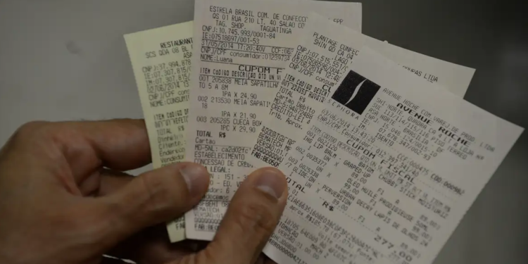 Não perca a chance de ganhar uma bolada de R$ 27,7 milhões, verifique se seu nome está na lista dos sorteados no CPF na nota!