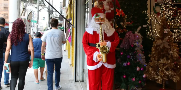 Para Receber o benefício, é Preciso Que os dados cadastrais estejam atualizados no Cadastro Único. Imagem: Agência Brasil.