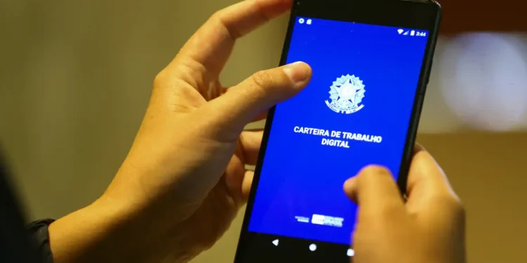 Direitos e regulamentações segundo a CLT e a Constituição Federal. Imagem: Agência Brasil