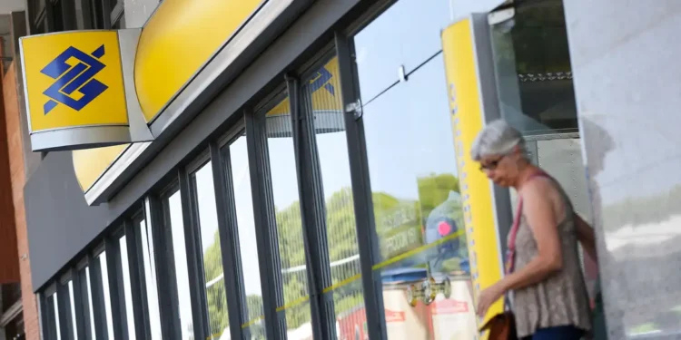 A Central de Atendimento do Banco do Brasil Está Disponível 24 Horas Por Dia, 7 Dias Por Semana. Imagem: Agência Brasil.