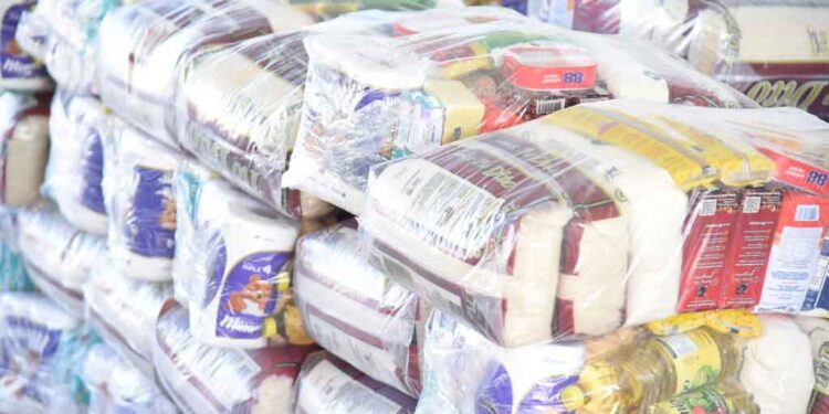 Bolsa Família irá distribuir cesta básica e cartão alimentação? Veja aqui!