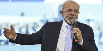 O anúncio de Lula veio após a divulgação de dados preocupantes pelo Instituto Trata Brasil. Imagem: Agência Brasil.