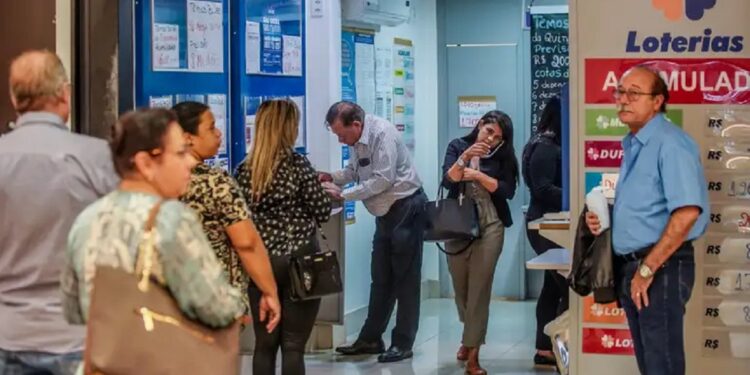 Funcionamento de Bancos e Lotéricas no Fim de Ano: Confira os Horários nos Dias 30, 31 e 1º