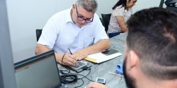 Se você deseja emitir seu RG ou atualizar seu NIS, é importante estar preparado com os documentos necessários para o atendimento. Imagem: Governo do Ceará