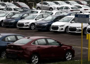 Veja como economizar no pagamento do seu IPVA. Imagem: Agência Brasil.