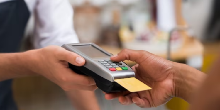 A ação solidária beneficiará cerca de 1.800 pessoas com deficiência. Imagem: Freepik.