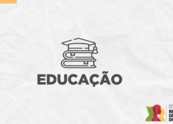 Imagem do programa Todo Jovem na Escola com livros e uma graduação, representando o pagamento de até R$ 225 aos estudantes.