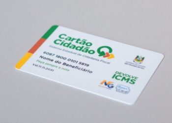 Cartão Cidadão do Rio Grande do Sul com dados do beneficiário e logotipos do programa Devolve ICMS