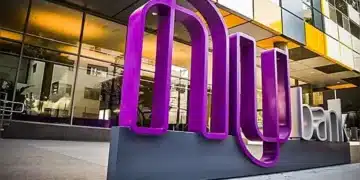 Logo do Nubank destacando sua presença e inovação no mercado bancário.