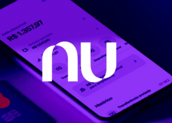 Imagem mostrando a interface do aplicativo Nubank com saldo disponível de R$ 1.357,97 e detalhes de transações, representando um possível contexto de indenização de até R$ 10 mil.