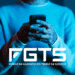 Pessoa segurando celular com logo do FGTS sobreposto em destaque.