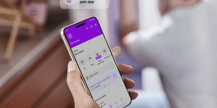 Interface do aplicativo Nubank mostrando opções para pegar empréstimo.