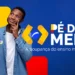 Pessoa segurando cartão Pé-de-Meia, com o logo colorido e o título 'A poupança do ensino médio', destacando a promoção para o Caixa Tem.