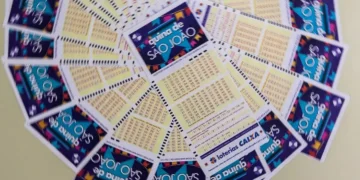 Cartelas da Quina de São João com valores de apostas, que agora oferecem prêmio de R$ 250 milhões.