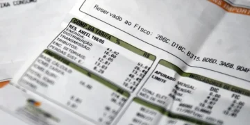 Conta de luz zerada, mostrando detalhes do programa Luz do Povo.