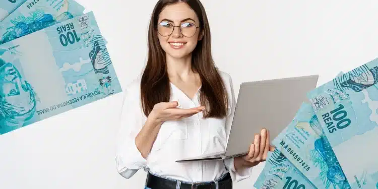 Imagem representativa do aumento do salário mínimo, com notas de R$ 100 e uma mulher com laptop, simbolizando as mudanças econômicas no Brasil de 2025 a 2029.