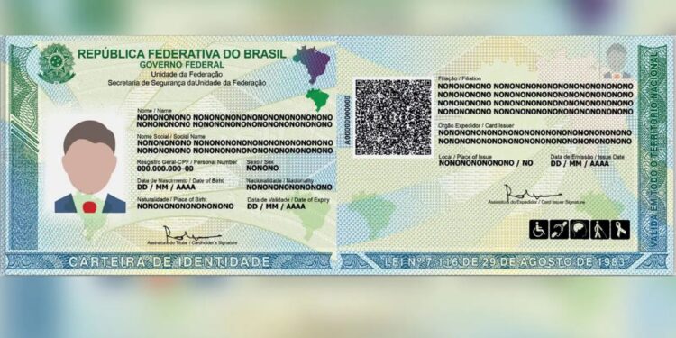 Frente e verso da nova Carteira de Identidade Nacional brasileira, que substitui o RG.