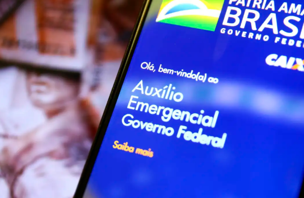 CPFs chamados para devolver o Auxílio Emergencial