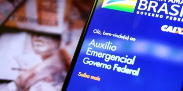 Imagem de tela mostrando o aplicativo da Caixa Econômica Federal com a mensagem de boas-vindas ao Auxílio Emergencial do Governo Federal