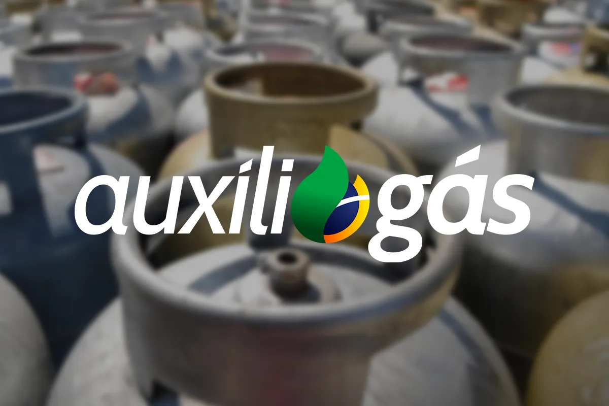 Logo do Auxílio Gás sobre uma pilha de botijões de gás, representando o cronograma de liberação do benefício de R$ 108.