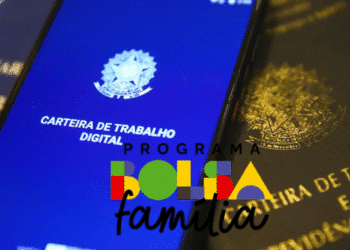 Imagem mostrando a Carteira de Trabalho Digital com o logo do Programa Bolsa Família em destaque.