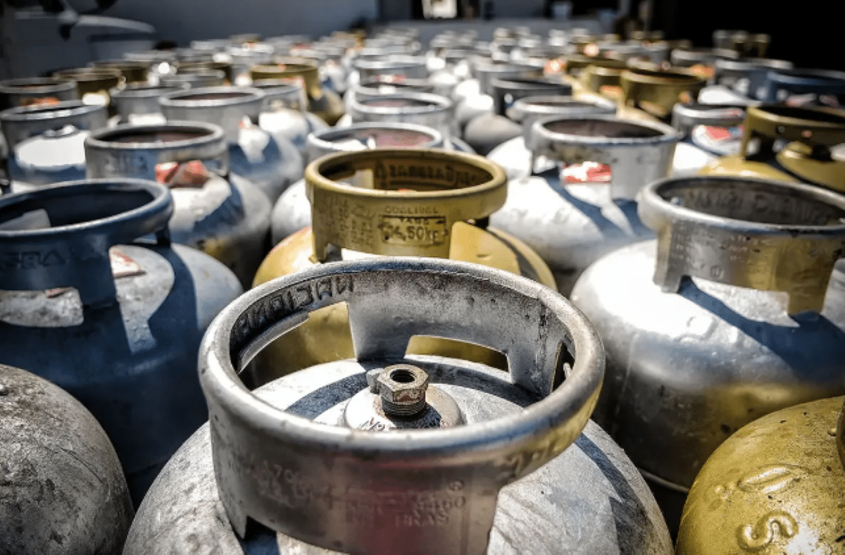 Auxílio Gás de Outubro terá pagamento de R$ 108; veja o calendário completo de repasses.