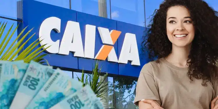 Mulher sorridente de blusa amarela aponta para o letreiro da Caixa Econômica Federal em frente a um prédio moderno.