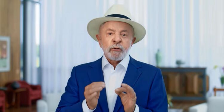 Presidente Lula falando sobre programa de renegociação de dívidas