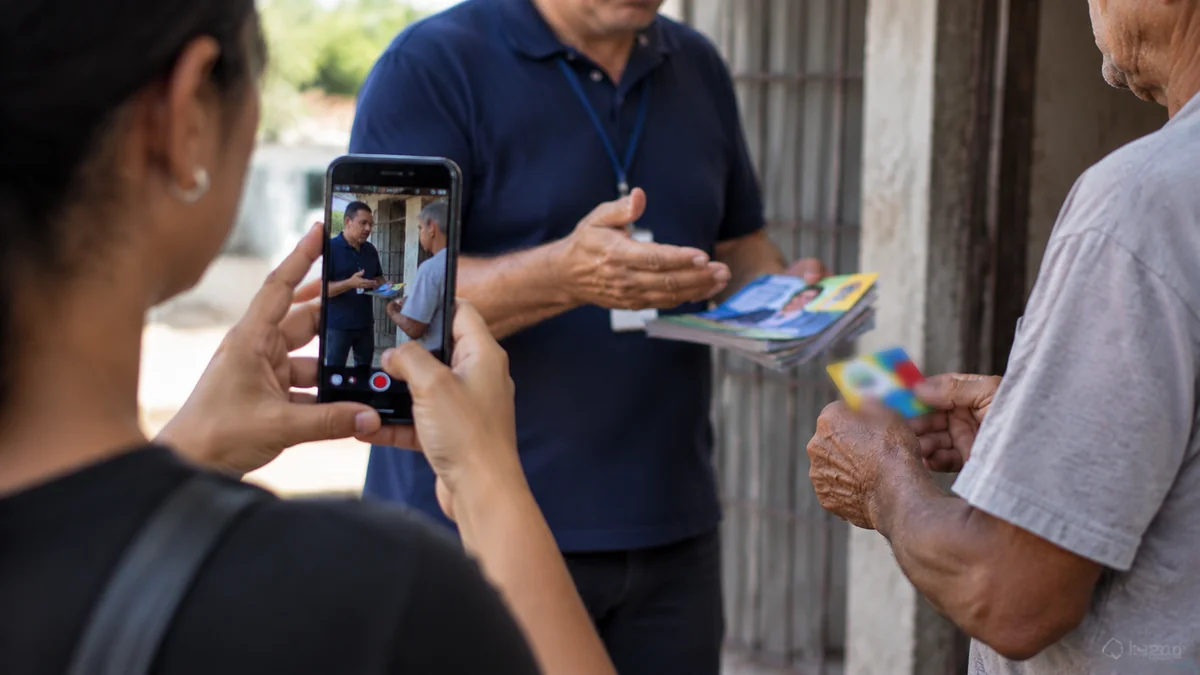 Acesso a benefícios sociais não depende de voto ou apoio político; veja esclarecimento do MDS 2 Pessoa registra possível irregularidade eleitoral durante abordagem