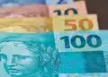 Décimo terceiro de 2026 sai mais cedo para quem tem carteira assinada; confira a data-limite 14 Cédulas de real brasileiro de diferentes valores representam o pagamento antecipado do décimo terceiro salário de 2026 aos trabalhadores com carteira assinada.